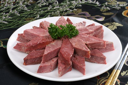 蘸水牛肉块